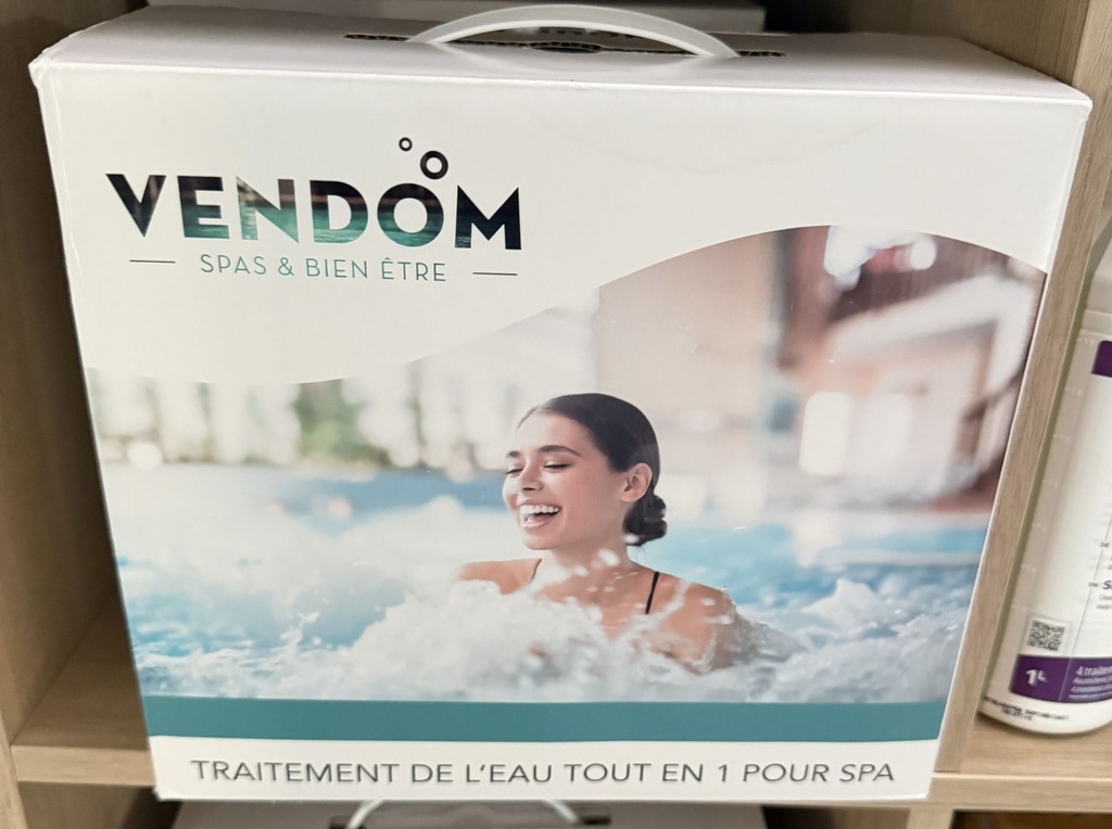 Traitement de l’eau, tout en un pour Spa